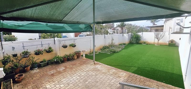 3 Bedroom Property for Sale in Table View Western Cape